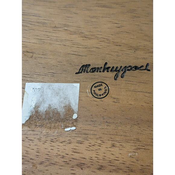 Divided Wood Bowl Hand carved Clam Scalloped Monkey Pod Made in Philippines - Picture 3 of 7